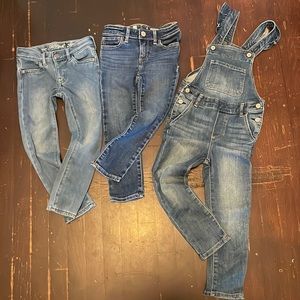 Lot of 4T jeans and a pair of overalls